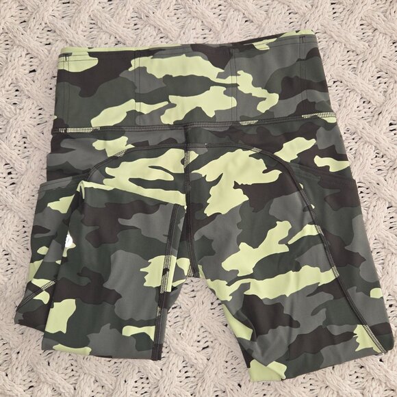 Lululemon Women's Fast Free High Rise Tight 25" Leggings Green Camo Size 4 - Picture 2 of 6